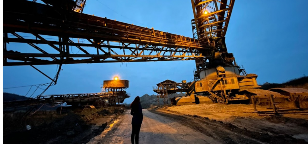 Gigantul din Berbești - cariera de cărbune